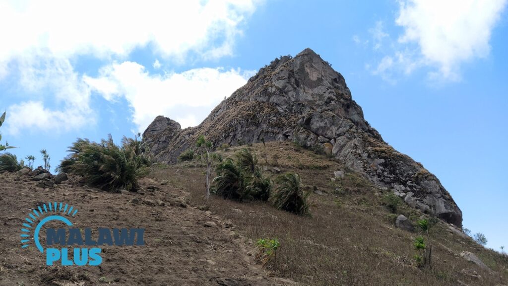 Hiking Ndirande Mountain Blantyre｜malawi Travel And Business Guide